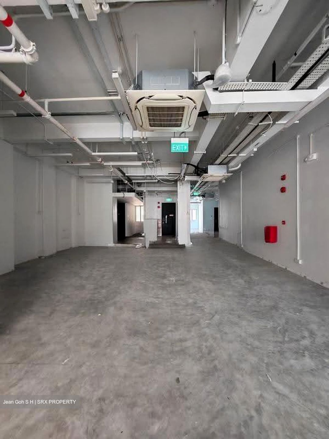 Hongkong Street (D1), Office #618137061